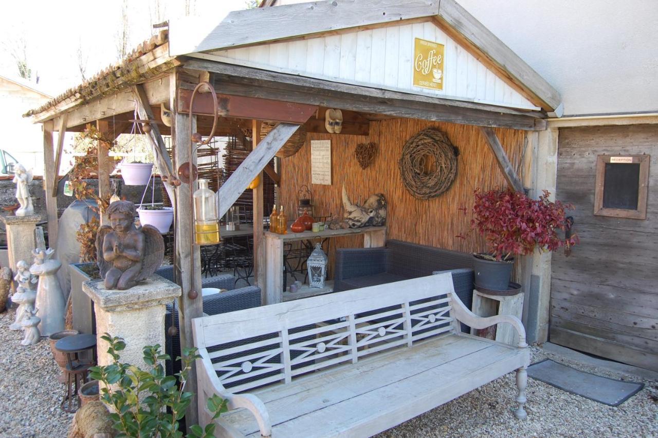 Chambre D'Hotes Juste-Confortable Fleurey-les-Lavoncourt Exterior foto