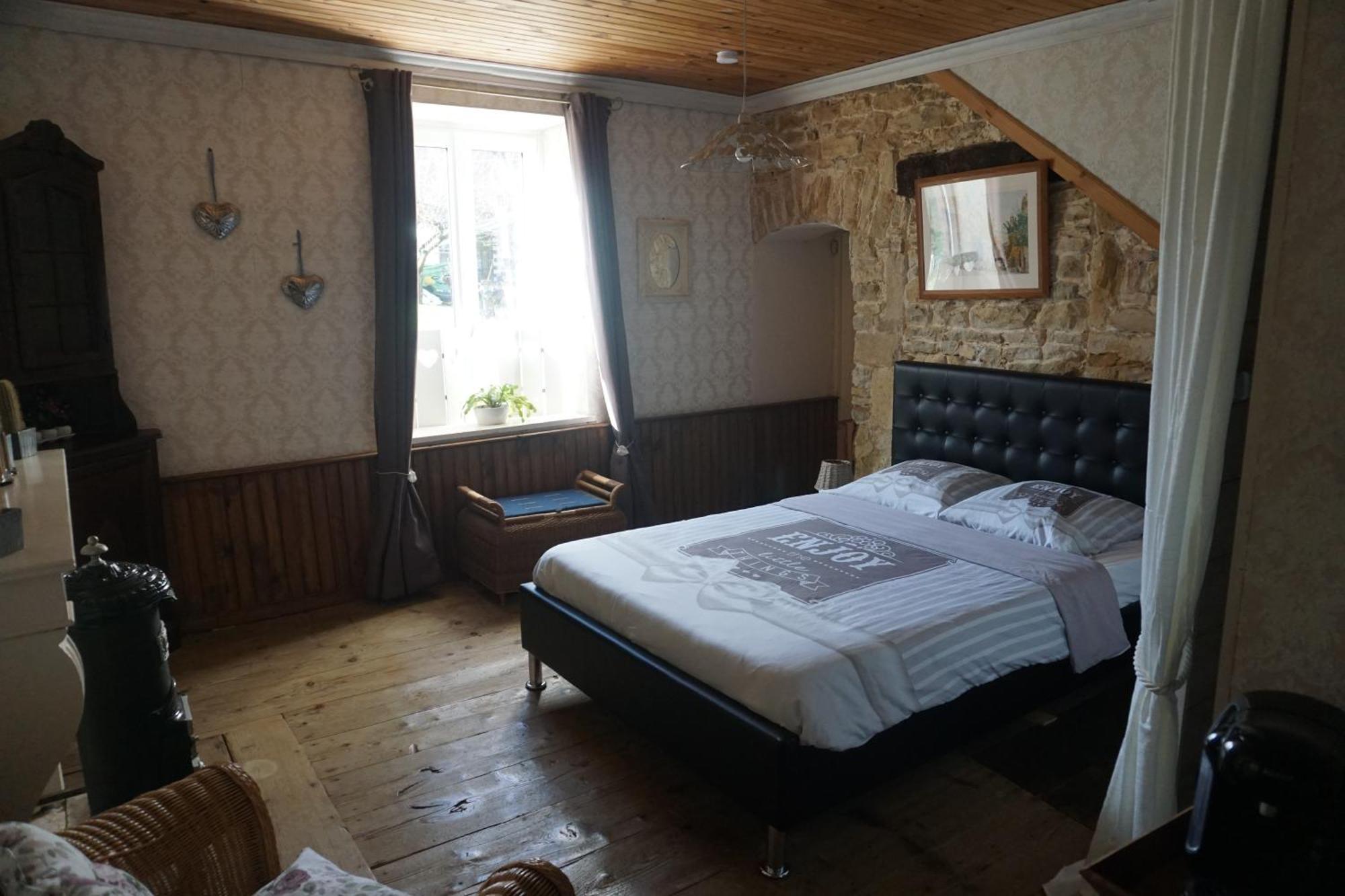 Chambre D'Hotes Juste-Confortable Fleurey-les-Lavoncourt Exterior foto